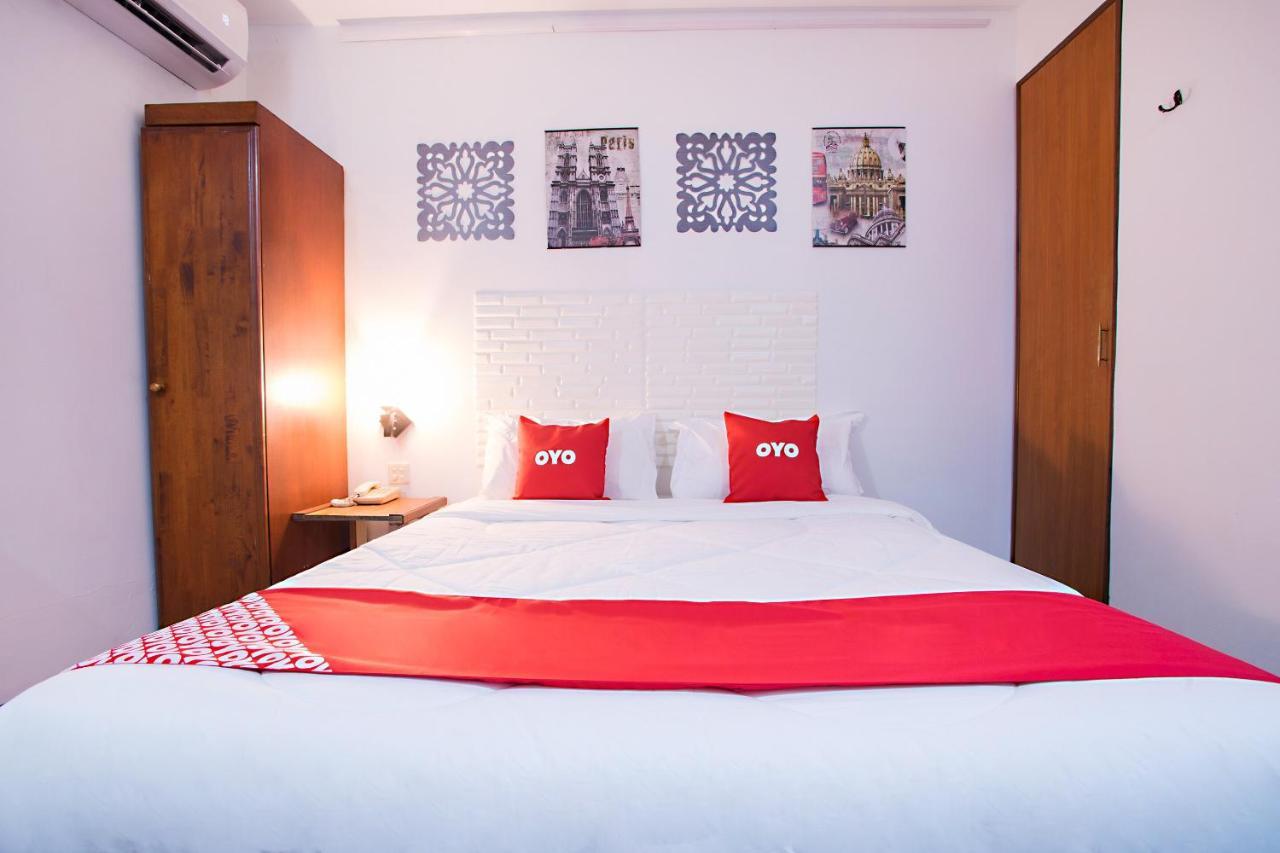 Oyo 43963 T Signature Hotel Petaling Jaya Luaran gambar