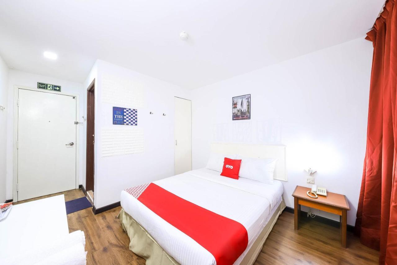 Oyo 43963 T Signature Hotel Petaling Jaya Luaran gambar