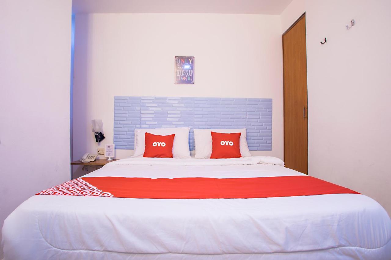 Oyo 43963 T Signature Hotel Petaling Jaya Luaran gambar