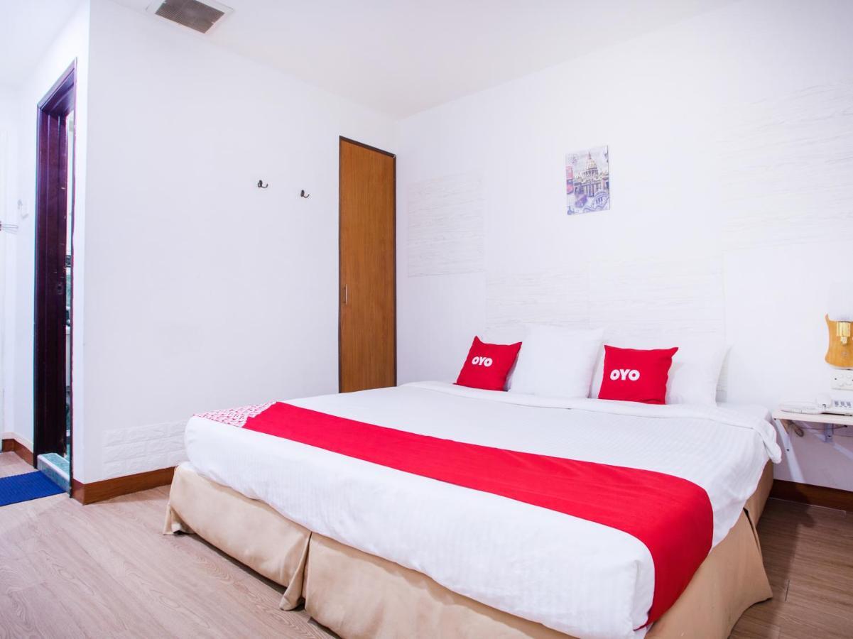 Oyo 43963 T Signature Hotel Petaling Jaya Luaran gambar