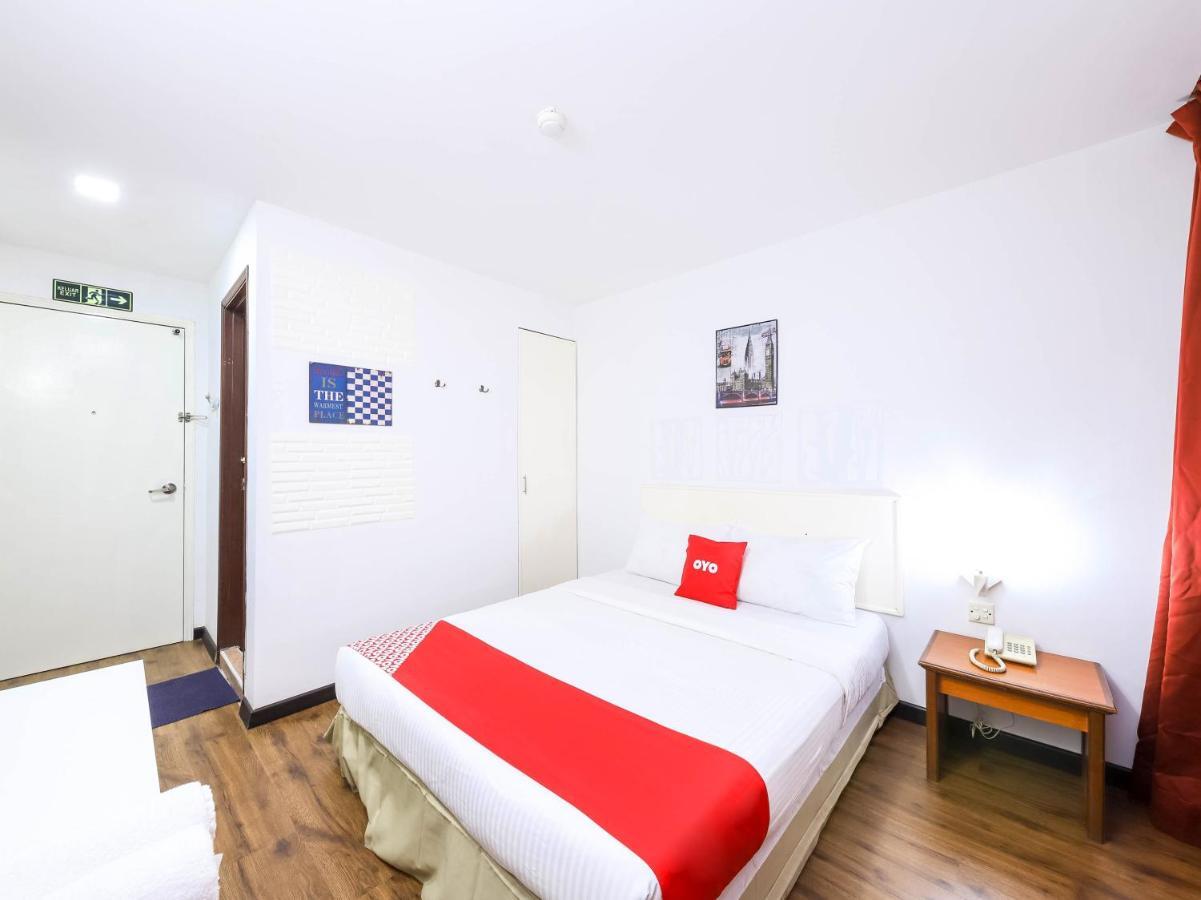 Oyo 43963 T Signature Hotel Petaling Jaya Luaran gambar